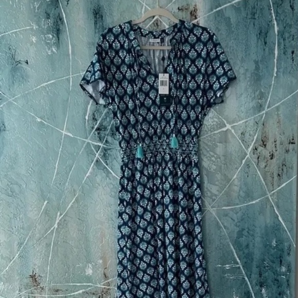 Cabana Life Dresses & Skirts - NWT Cabana Life Smock Waist Navy & Teal Maxi Dress